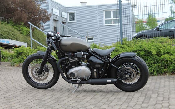 Umgebautes Motorrad Triumph Bonneville Bobber von Stärker-Profil GmbH - Bild 3 Umgebautes Motorrad Triumph Bonneville Bobber von Stärker-Profil GmbH - Bild 3