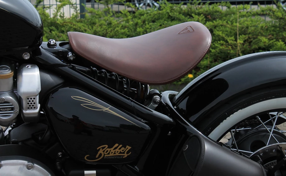 Umbgebautes Motorrad Triumph Bonneville Bobber Bild 2: Umbgebautes Motorrad Triumph Bonneville Bobber