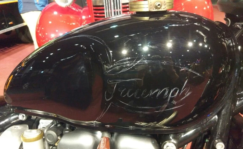 Umbgebautes Motorrad Triumph Bonneville Bobber Bild 24: Umbgebautes Motorrad Triumph Bonneville Bobber