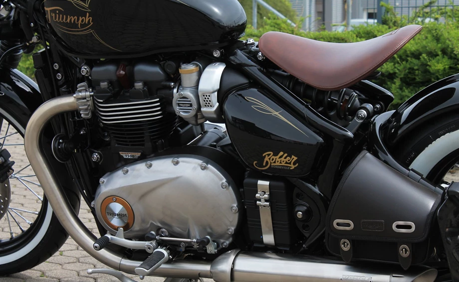 Umbgebautes Motorrad Triumph Bonneville Bobber Bild 5: Umbgebautes Motorrad Triumph Bonneville Bobber