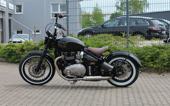 Umgebautes Motorrad Triumph Bonneville Bobber von Stärker-Profil GmbH - Bild 10 Umgebautes Motorrad Triumph Bonneville Bobber von Stärker-Profil GmbH - Bild 10