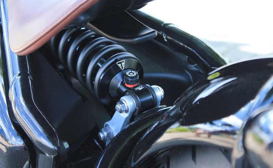 Umbgebautes Motorrad Triumph Bonneville Bobber Bild 1: Umbgebautes Motorrad Triumph Bonneville Bobber