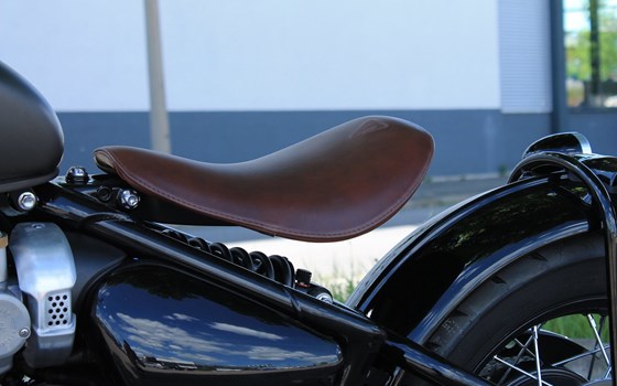 Umgebautes Motorrad Triumph Bonneville Bobber von Stärker-Profil GmbH - Bild 3 Umgebautes Motorrad Triumph Bonneville Bobber von Stärker-Profil GmbH - Bild 3
