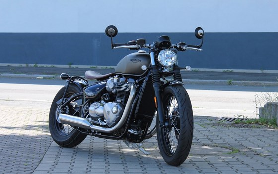 Umgebautes Motorrad Triumph Bonneville Bobber von Stärker-Profil GmbH - Bild 6 Umgebautes Motorrad Triumph Bonneville Bobber von Stärker-Profil GmbH - Bild 6