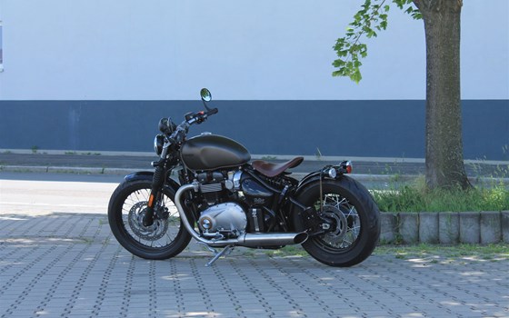 Umgebautes Motorrad Triumph Bonneville Bobber von Stärker-Profil GmbH - Bild 7 Umgebautes Motorrad Triumph Bonneville Bobber von Stärker-Profil GmbH - Bild 7