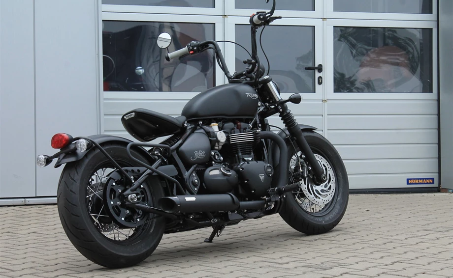 Umbgebautes Motorrad Triumph Bonneville Bobber Black Bild 4: Umbgebautes Motorrad Triumph Bonneville Bobber Black