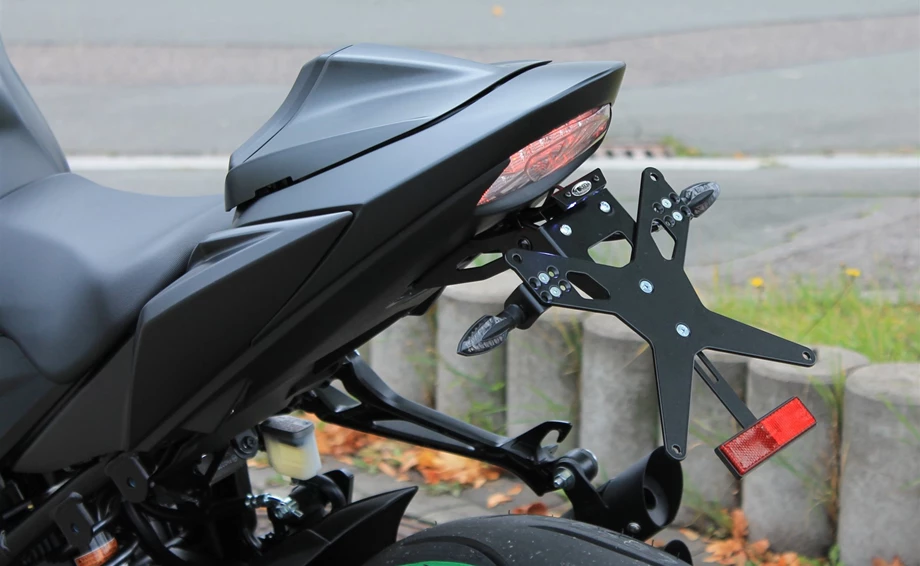 Umbgebautes Motorrad Suzuki GSX-S750 Bild 2: Umbgebautes Motorrad Suzuki GSX-S750