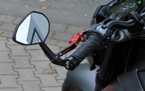 Umgebautes Motorrad Suzuki GSX-S750 von Stärker-Profil GmbH - Bild 4 Umgebautes Motorrad Suzuki GSX-S750 von Stärker-Profil GmbH - Bild 4