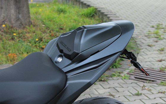 Umgebautes Motorrad Suzuki GSX-S750 von Stärker-Profil GmbH - Bild 5 Umgebautes Motorrad Suzuki GSX-S750 von Stärker-Profil GmbH - Bild 5