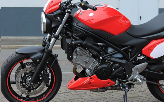 Umgebautes Motorrad Suzuki SV650 von Stärker-Profil GmbH - Bild 11 Umgebautes Motorrad Suzuki SV650 von Stärker-Profil GmbH - Bild 11