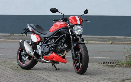 Umgebautes Motorrad Suzuki SV650 von Stärker-Profil GmbH - Bild 1 Umgebautes Motorrad Suzuki SV650 von Stärker-Profil GmbH - Bild 1
