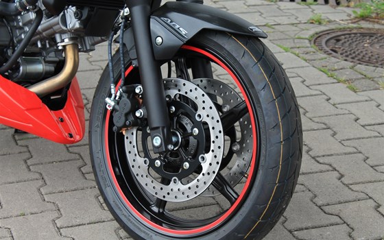 Umgebautes Motorrad Suzuki SV650 von Stärker-Profil GmbH - Bild 13 Umgebautes Motorrad Suzuki SV650 von Stärker-Profil GmbH - Bild 13