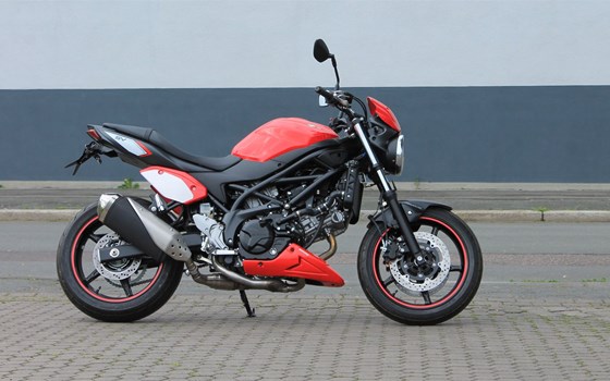 Umgebautes Motorrad Suzuki SV650 von Stärker-Profil GmbH - Bild 10 Umgebautes Motorrad Suzuki SV650 von Stärker-Profil GmbH - Bild 10