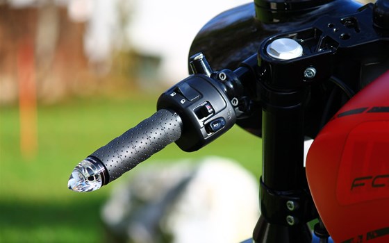 Umgebautes Motorrad Indian Sport Scout 500 von SMC-Styrian Motor Cycle - Bild 6 Umgebautes Motorrad Indian Sport Scout 500 von SMC-Styrian Motor Cycle - Bild 6