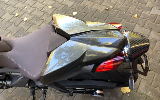 Umgebautes Motorrad Benelli TNT 1130 Century Racer von A.T.T.-Tiedemann-Motorräder e.Kfm - Bild 5 Umgebautes Motorrad Benelli TNT 1130 Century Racer von A.T.T.-Tiedemann-Motorräder e.Kfm - Bild 5