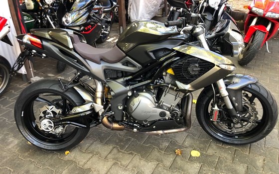 Umgebautes Motorrad Benelli TNT 1130 Century Racer von A.T.T.-Tiedemann-Motorräder e.Kfm - Bild 6 Umgebautes Motorrad Benelli TNT 1130 Century Racer von A.T.T.-Tiedemann-Motorräder e.Kfm - Bild 6