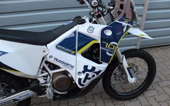 Umgebautes Motorrad Husqvarna 701 Enduro von Bräuer Motorradsport KG - Bild 5 Umgebautes Motorrad Husqvarna 701 Enduro von Bräuer Motorradsport KG - Bild 5