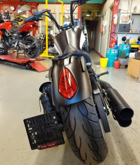 Umbgebautes Motorrad Victory High-Ball Bild 9: Umbgebautes Motorrad Victory High-Ball