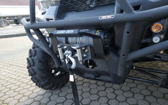 Umgebautes Motorrad Can-Am Traxter Pro von Zweirad-Center Zöller - Bild 11 Umgebautes Motorrad Can-Am Traxter Pro von Zweirad-Center Zöller - Bild 11