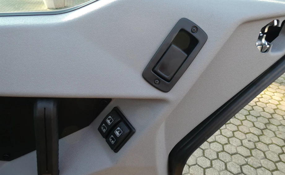 Umbgebautes Motorrad Can-Am Traxter Pro Bild 16: Umbgebautes Motorrad Can-Am Traxter Pro