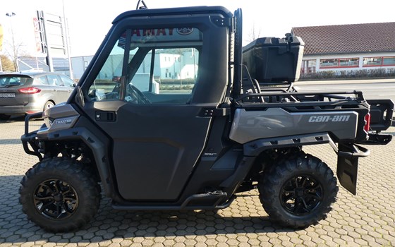 Umgebautes Motorrad Can-Am Traxter Pro von Zweirad-Center Zöller - Bild 3 Umgebautes Motorrad Can-Am Traxter Pro von Zweirad-Center Zöller - Bild 3