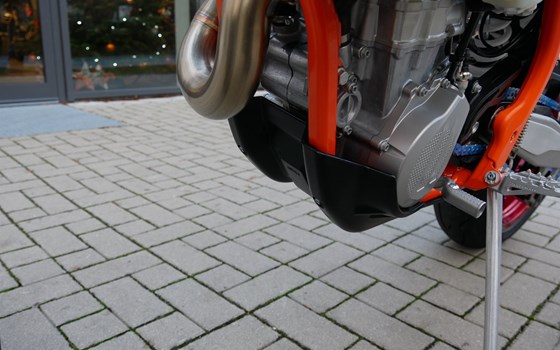 Umgebautes Motorrad KTM 500 EXC-F SIX DAYS von motoroox GmbH - Bild 16 Umgebautes Motorrad KTM 500 EXC-F SIX DAYS von motoroox GmbH - Bild 16