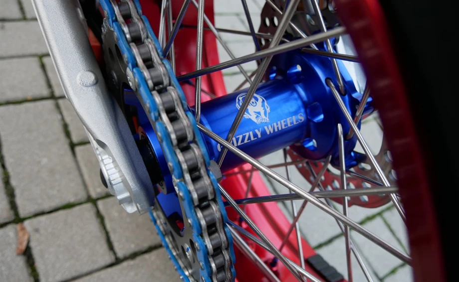 Umbgebautes Motorrad KTM 500 EXC-F SIX DAYS Bild 14: Umbgebautes Motorrad KTM 500 EXC-F SIX DAYS