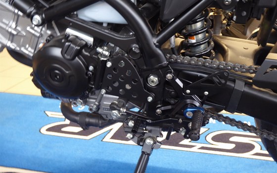 Umgebautes Motorrad Suzuki SV650 von Reimo-Reinhard Motorrad GmbH - Bild 5 Umgebautes Motorrad Suzuki SV650 von Reimo-Reinhard Motorrad GmbH - Bild 5