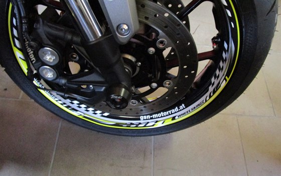 Umgebautes Motorrad Yamaha XSR900 von GSN Motorraeder - Bild 10 Umgebautes Motorrad Yamaha XSR900 von GSN Motorraeder - Bild 10