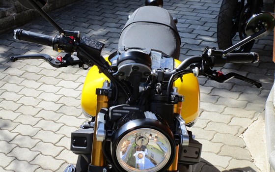 Umgebautes Motorrad Yamaha XSR900 von GSN Motorraeder - Bild 19 Umgebautes Motorrad Yamaha XSR900 von GSN Motorraeder - Bild 19