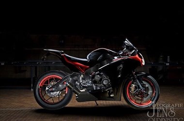 /motorcycle-mod-honda-cbr1000rr-fireblade-black-neon-racer-48733