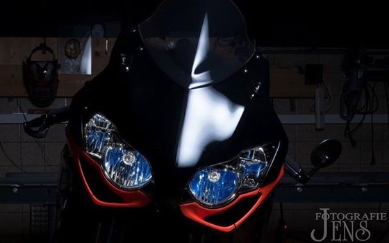 Umgebautes Motorrad Honda CBR1000RR Fireblade von Direct Performance - Bild 2