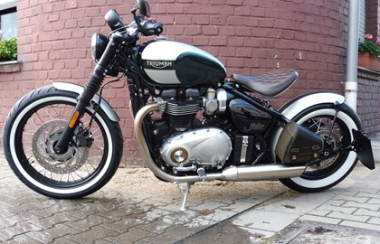 Triumph Bonneville Bobber Custom Bike Triumph Bonneville Bobber Custom Bike