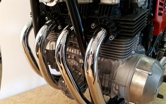 Umgebautes Motorrad Benelli 500 Quattro, 500, 504 von Motorrad Scheunpflug e.K. - Bild 15 Umgebautes Motorrad Benelli 500 Quattro, 500, 504 von Motorrad Scheunpflug e.K. - Bild 15