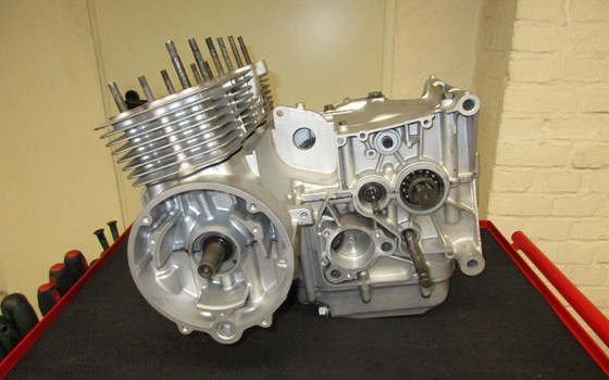 Umgebautes Motorrad Benelli 500 Quattro, 500, 504 von Motorrad Scheunpflug e.K. - Bild 14 Umgebautes Motorrad Benelli 500 Quattro, 500, 504 von Motorrad Scheunpflug e.K. - Bild 14