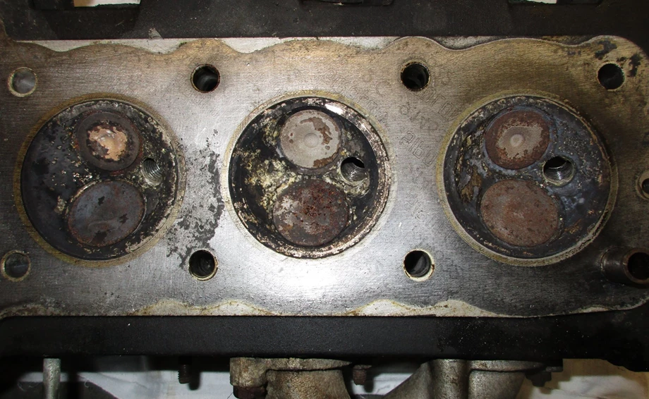 Umbgebautes Motorrad Benelli 750 Sei Bild 16: Umbgebautes Motorrad Benelli 750 Sei