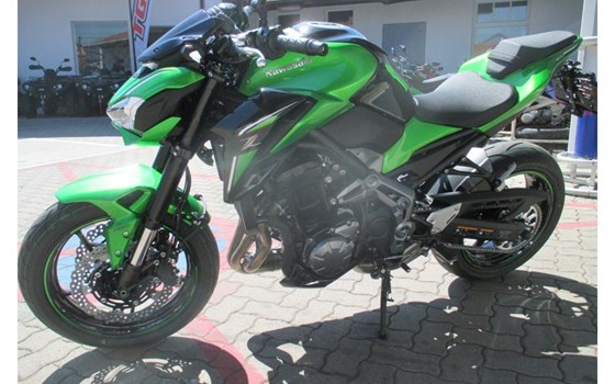 Umgebautes Motorrad Kawasaki Z900 von Motor-Bike - Bild 5 Umgebautes Motorrad Kawasaki Z900 von Motor-Bike - Bild 5