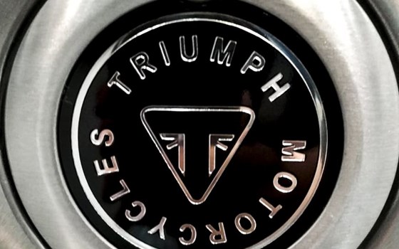Umgebautes Motorrad Triumph Thruxton 1200R von MAQUINA MOTORS - Bild 6 Umgebautes Motorrad Triumph Thruxton 1200R von MAQUINA MOTORS - Bild 6