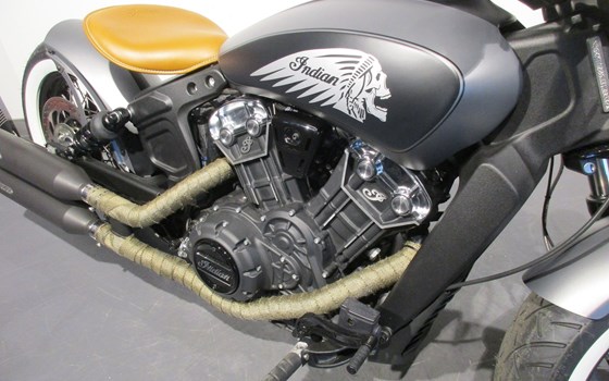 Umgebautes Motorrad Indian Scout Bobber 1131 von Motorrad Kreiselmeyer GmbH - Bild 9 Umgebautes Motorrad Indian Scout Bobber 1131 von Motorrad Kreiselmeyer GmbH - Bild 9
