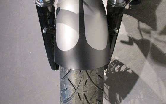 Umgebautes Motorrad Indian Scout Bobber 1131 von Motorrad Kreiselmeyer GmbH - Bild 12 Umgebautes Motorrad Indian Scout Bobber 1131 von Motorrad Kreiselmeyer GmbH - Bild 12