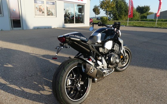 Umgebautes Motorrad Honda CB 1000 R von Biker Stable GmbH & Co. KG - Bild 12 Umgebautes Motorrad Honda CB 1000 R von Biker Stable GmbH & Co. KG - Bild 12
