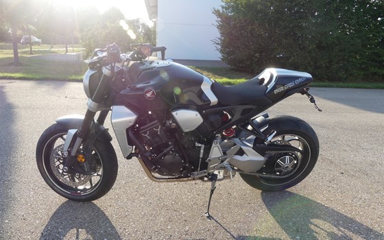 Umgebautes Motorrad Honda CB 1000 R von Biker Stable GmbH & Co. KG - Bild 5 Umgebautes Motorrad Honda CB 1000 R von Biker Stable GmbH & Co. KG - Bild 5