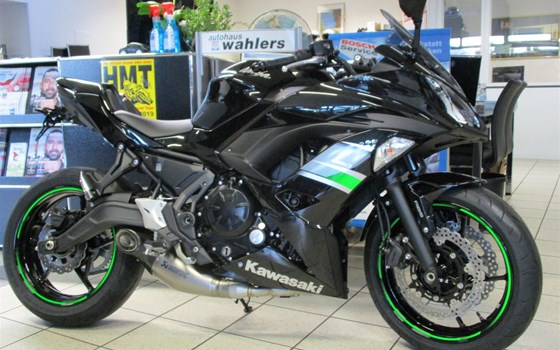 Umgebautes Motorrad Kawasaki Ninja 650 von Team Wahlers GmbH - Bild 1 Umgebautes Motorrad Kawasaki Ninja 650 von Team Wahlers GmbH - Bild 1
