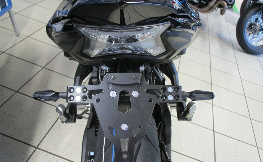 Umbgebautes Motorrad Kawasaki Ninja 650 Bild 5: Umbgebautes Motorrad Kawasaki Ninja 650