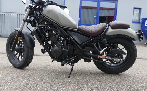 Umgebautes Motorrad Honda CMX500 Rebel von Biker Stable GmbH & Co. KG - Bild 5 Umgebautes Motorrad Honda CMX500 Rebel von Biker Stable GmbH & Co. KG - Bild 5