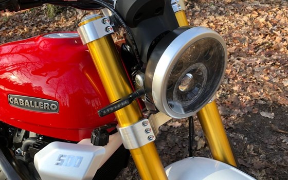 Umgebautes Motorrad Fantic Caballero Scrambler 500 von A.T.T.-Tiedemann-Motorräder e.Kfm - Bild 4 Umgebautes Motorrad Fantic Caballero Scrambler 500 von A.T.T.-Tiedemann-Motorräder e.Kfm - Bild 4