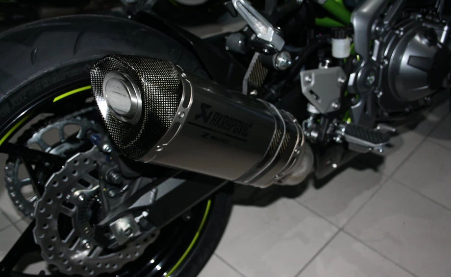 Umbgebautes Motorrad Kawasaki Z900 Bild 1: Umbgebautes Motorrad Kawasaki Z900