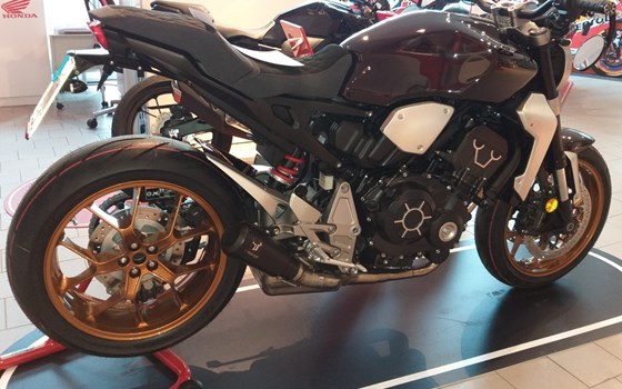 Umgebautes Motorrad Honda CB 1000 R von Motorrad-Box GmbH - Bild 15 Umgebautes Motorrad Honda CB 1000 R von Motorrad-Box GmbH - Bild 15