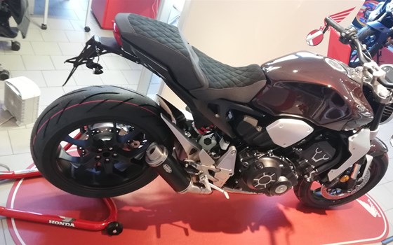 Umgebautes Motorrad Honda CB 1000 R von Motorrad-Box GmbH - Bild 6 Umgebautes Motorrad Honda CB 1000 R von Motorrad-Box GmbH - Bild 6