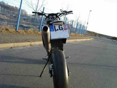 Umgebautes Motorrad Husqvarna SM 570 R von Motorrad Technik Martynow - Bild 2 Umgebautes Motorrad Husqvarna SM 570 R von Motorrad Technik Martynow - Bild 2